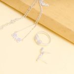 Step-by-step guide on how to make jewelry with vibrant paper beads for creative DIY projects