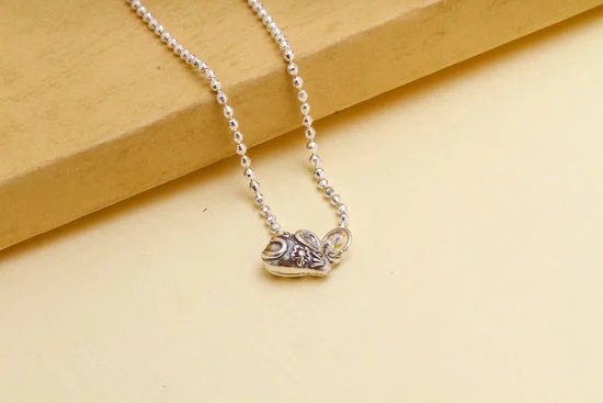 How to Finish Beaded Jewelry 1 Step-by-step guide on how to finish beaded jewelry with our expert tips