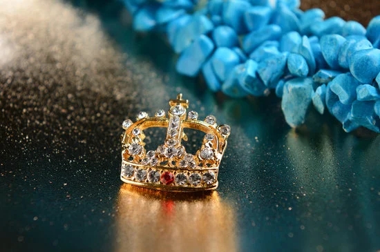 History of Christmas Jewelry 1 Historical Christmas-themed jewelry featuring vintage designs and timeless elegance