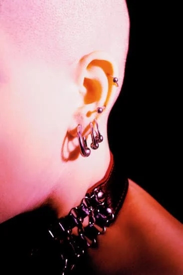 Can U Use a Jewelry Plier To.Close Hair Extension Bead 1 Using jewelry plier to secure hair extension bead - step-by-step guide. #CAN U USE A JEWELRY PLIER TO CLOSE HAIR EXTENSION BEAD