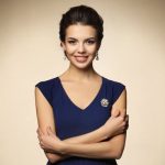 Vintage bakelite jewelry styles and colors from the rich history of bakelite jewelry-making