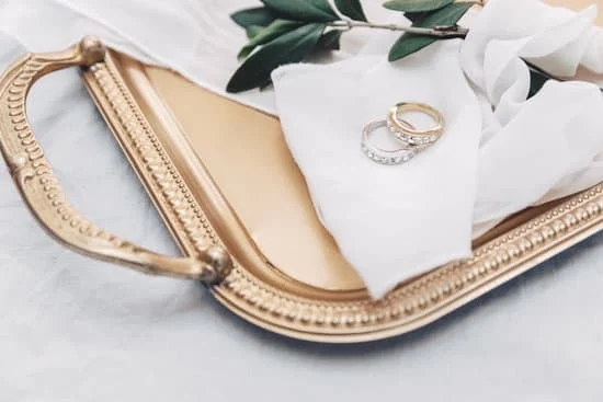 History of Jewelry Stores 1980 Ear Piercing 1 A Look Back at History of Jewelry Stores