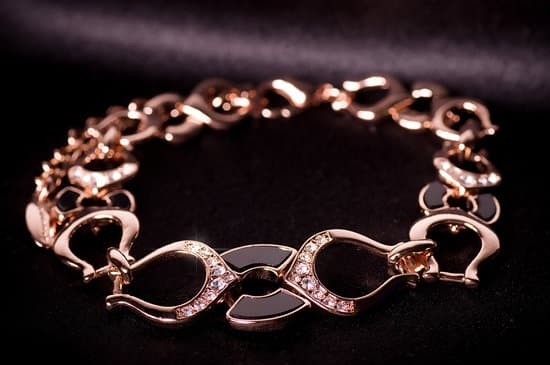 History of European Jewelry 1 A look into the history of European jewelry