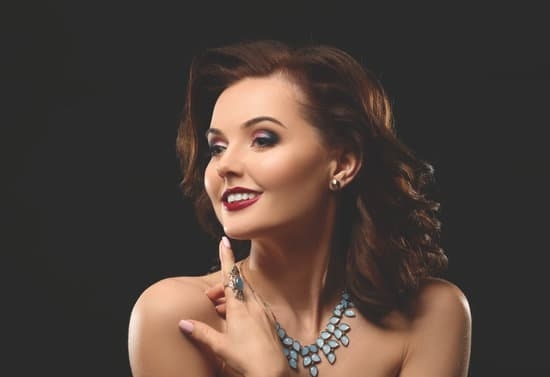 History of Camphor Glass Jewelry 1 Exquisite camphor glass jewelry with rich history and timeless allure