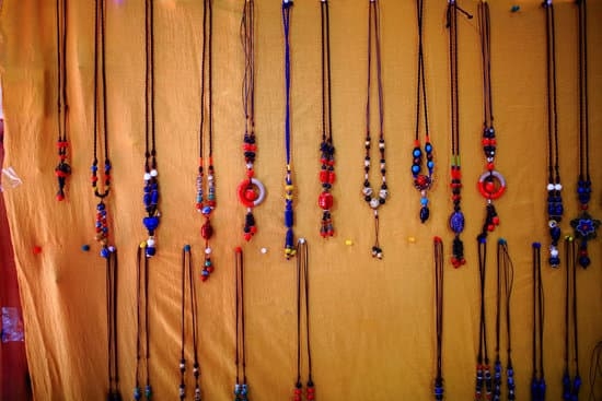 History of Aurora Borealis Jewelry 1 Captivating Aurora Borealis Jewelry - Embodying the Mystical Beauty and History