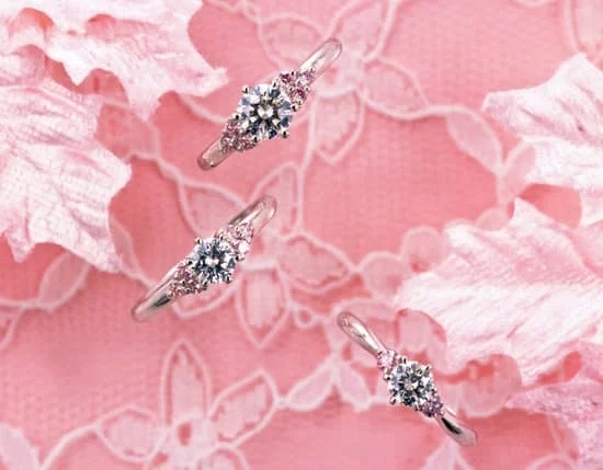 How to Photograph Vintage Beaded Jewelry 1 How to photograph vintage beaded jewelry for stunning shots