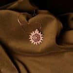 Frosted Glass Beads for Jewelry Making Elegant frosted glass beads for jewelry making, perfect for adding a touch of sophistication to your creations