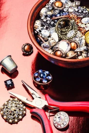 Rainbow Glass Beads for Jewelry Making 1 Colorful Rainbow Glass Beads for Unique Jewelry Making Creations